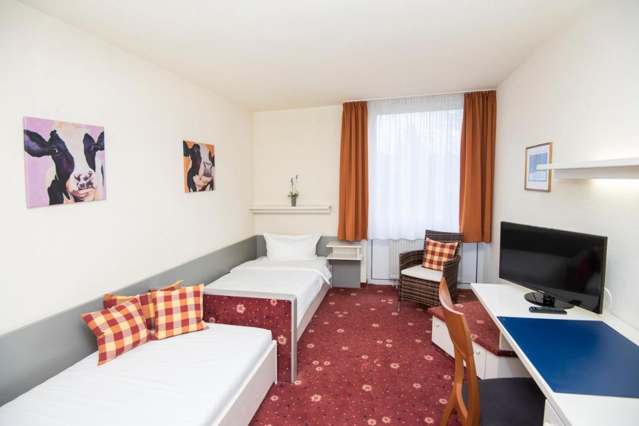 Akzent Hotel Hoehenblick Muehlhausen im Taele Buitenkant foto
