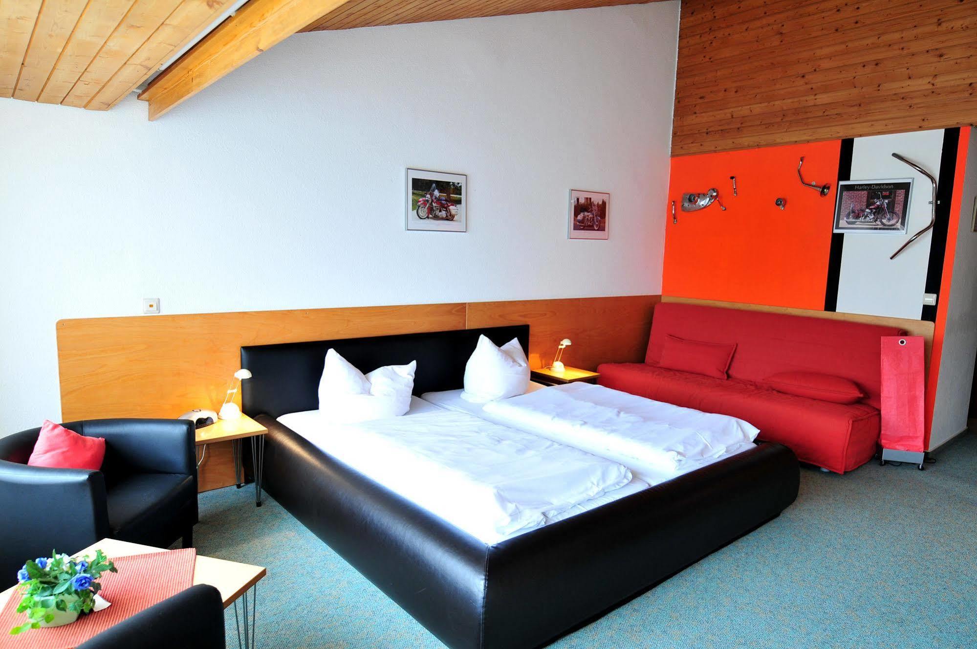 Akzent Hotel Hoehenblick Muehlhausen im Taele Buitenkant foto